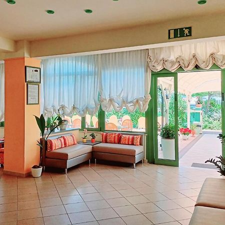 Costa Del Sole Only Room Milano Marittima Exterior foto