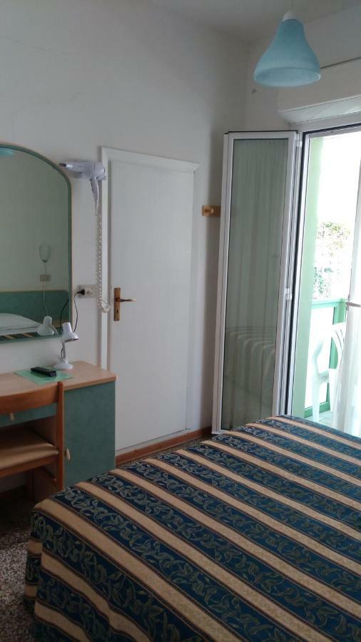 Costa Del Sole Only Room Milano Marittima Exterior foto